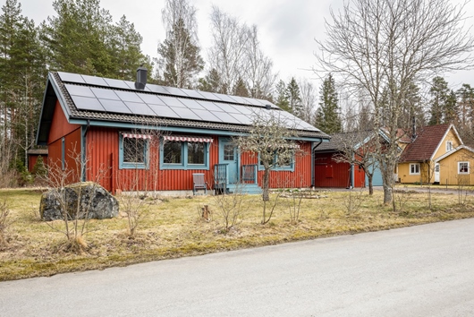 Villa i Huddungeby, Uppsala, Heby, Kolarvägen 16