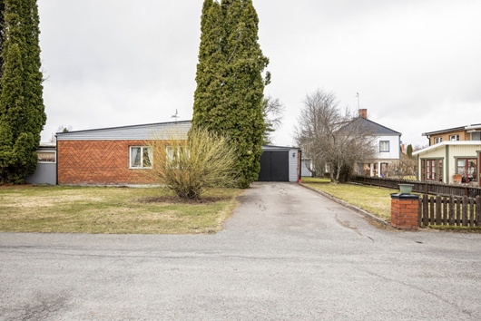 Villa i Runhällen, Uppsala, Heby, Granitvägen 4