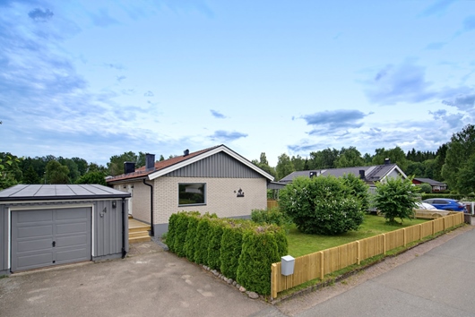 Villa i Gimo, Uppsala, Östhammar, Tallgatan 4