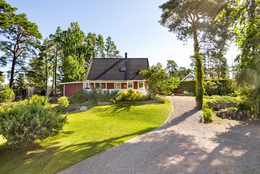 Villa i Skölsta, Uppsala, Skansvägen 1