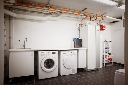 Radhus i Huddinge Sörskogen, Stockholm, Champinjonvägen 63