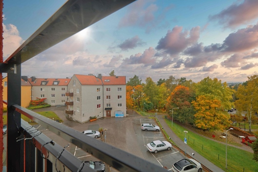 Bostadsrätt i Huddinge centralt, Stockholm, Domarvägen 18