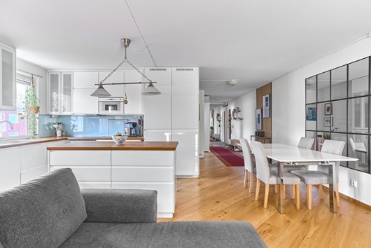 Bostadsrätt i Vårby, VÅRBY, Stockholm, Huddinge, Lammholmsbacken 191