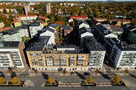 Bostadsrätt i Huddinge centralt, Stockholm, Lackerargränd 3 4tr.