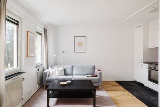 Bostadsrätt i Vårby gård, Stockholm, Huddinge, Lammholmsbacken 185