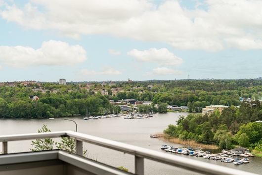 Bostadsrätt i Huvudsta, Solna, Stockholm, Jungfrudansen 52