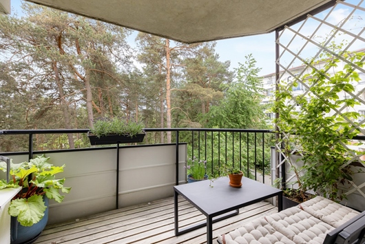 Bostadsrätt i Rissne, Sundbyberg, Stockholm, Mjölnerbacken 77