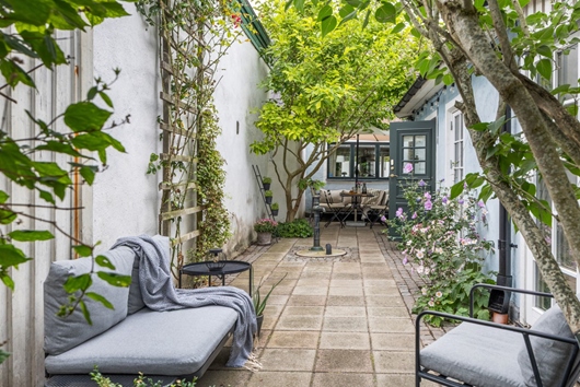 Radhus i Lomma - Centralt, Skåne, Strandvägen 145