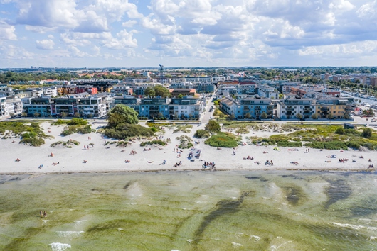 Radhus i Strandstaden, Lomma, Skåne, Stiltjeplatsen 10
