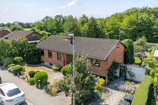 Villa i Piläng, Lomma, Skåne, Ringvägen 37