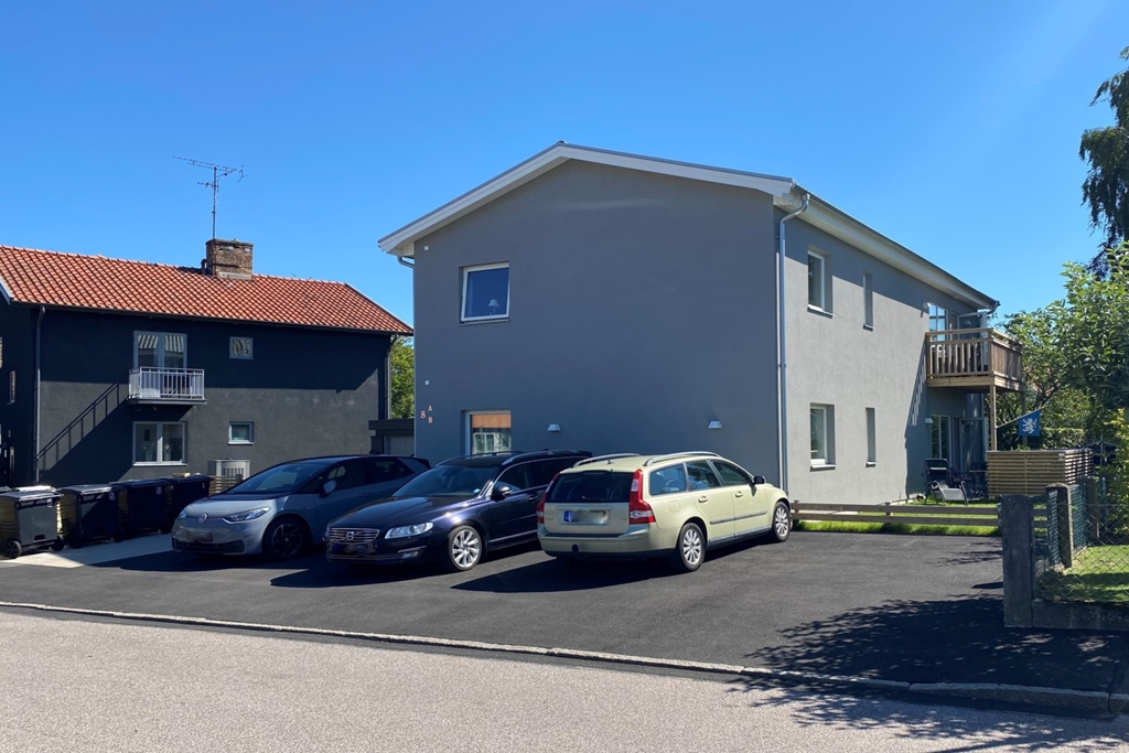 Villa i Laholm, Sverige, Lundgrens väg 8A-B