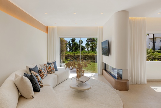 Ägarlägenhet i Andalucía, Estepona, Andalusien, Costa del sol occidental, Costalita, Estepona Öst