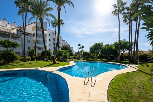 Ägarlägenhet i Andalucía, El paraiso, Andalusien, Costa del sol occidental, Atalaya, Estepona