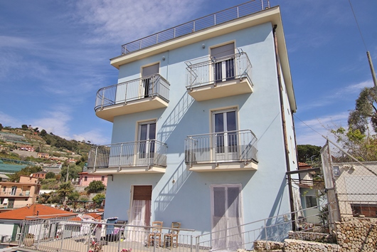 Ägarlägenhet i Liguria, Arma di taggia, Ligurien, Provincia di imperia, Via Aurelia Ponente, Arma di T