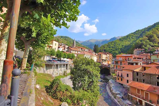 Ägarlägenhet i Liguria, Molini di triora, Ligurien, Provincia di imperia, Via Case Soprane, 12