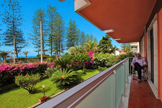 Ägarlägenhet i Liguria, Bordighera, Ligurien, Provincia di imperia, Via Luigi Cadorna 14