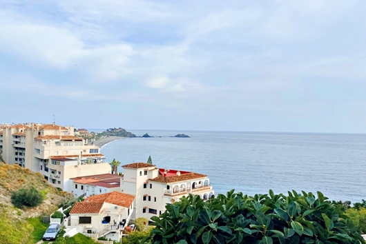 Villa i Costa del sol, Andalusien, Comarca de la costa granadina, Havsnära lägenhet på markplan