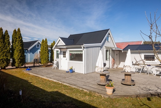 Fritidshus i Askim- Välenkolonin nedre, Göteborg, Västra Götaland, Backsippegången 225