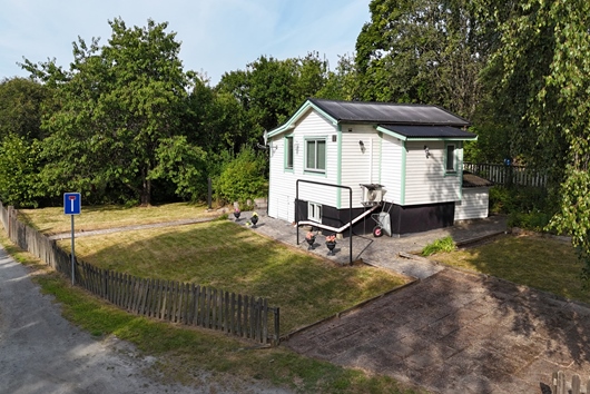 Fritidshus i Lärjehed, Gunnilse, Göteborg, Västra Götaland, Lärjehed Fritidsområde stuga n