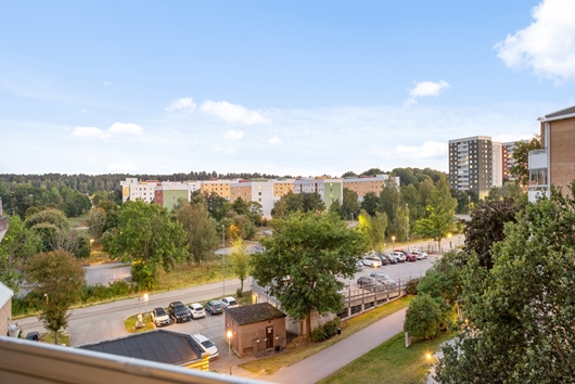 Bostadsrätt i Alby, Norsborg, Stockholm, Botkyrka, Albyvägen 15