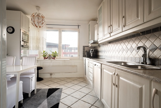 Bostadsrätt i Eriksberg, Norsborg, Stockholm, Botkyrka, Skarpbrunnavägen 191