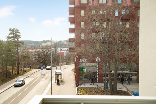 Bostadsrätt i Alby, Norsborg, Stockholm, Botkyrka, Tingstorget 1