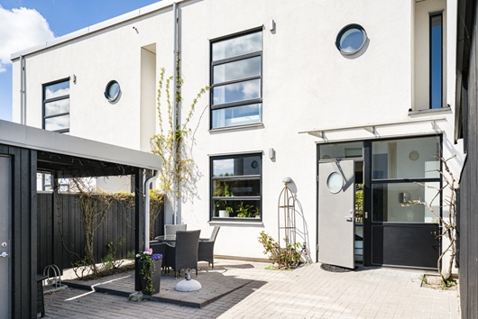 Radhus i Mårtens Fälad, Lund, Skåne, Sommarlovsvägen 5B