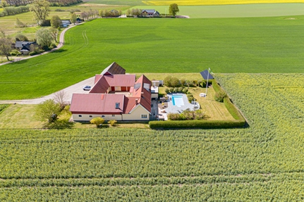 Gods och gårdar i Kävlinge, Skåne, Dalhemsvägen 24-0