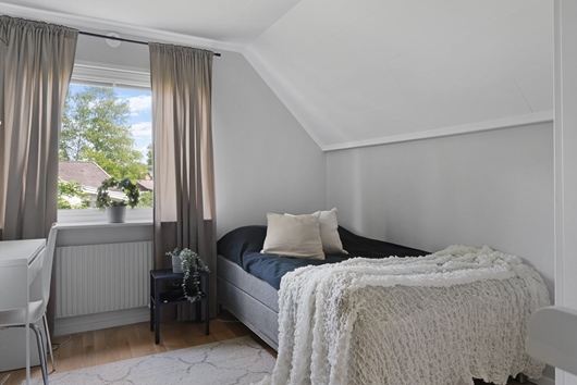 Villa i Skälby, Järfälla, Stockholm, Banvägen 6