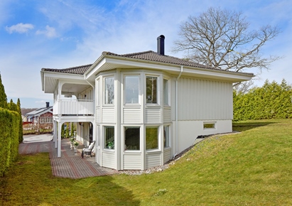 Villa i Skälby, Järfälla, Sköldvägen 25