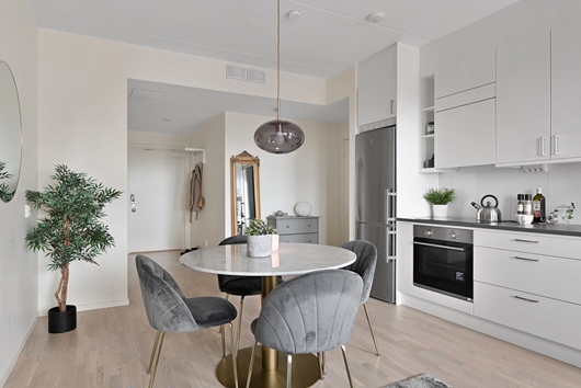 Bostadsrätt i Kallhäll Centrum, JÄRFÄLLA, Stockholm, Järfälla, Gjutarplan 2