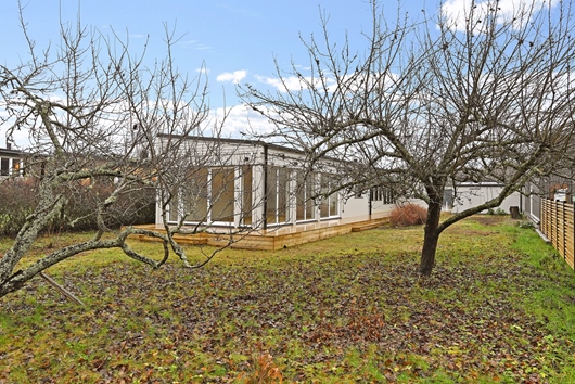 Radhus i Viksjö, Järfälla, Stockholm, Tunnlandsvägen 3