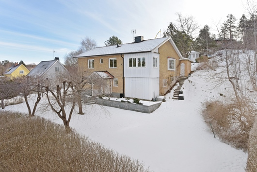 Villa i Skälby, Järfälla, Stockholm, Skälbyvägen 83