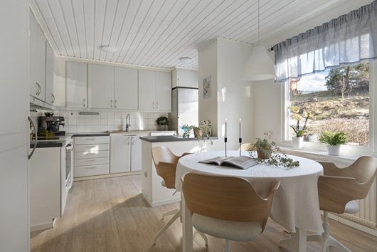 Radhus i Skälby, Järfälla, Stockholm, Blåeldsvägen 120
