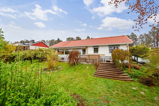 Villa i Barkarby, Järfälla, Stockholm, Björkebyvägen 35A