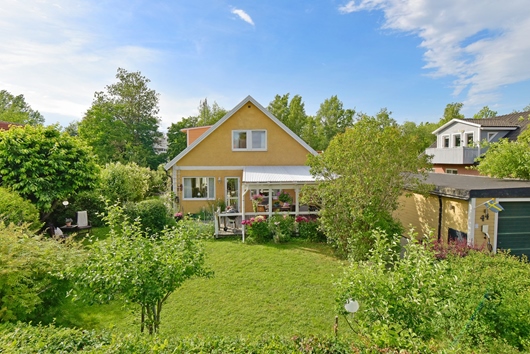 Villa i Barkarby, Järfälla, Stockholm, Morkullevägen 44