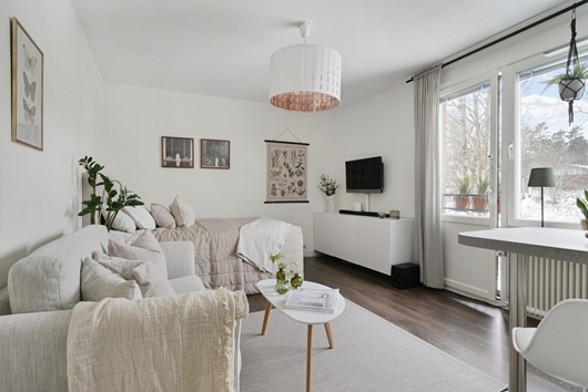 Bostadsrätt i Jakobsberg, Järfälla, Stockholm, Månadsvägen 26