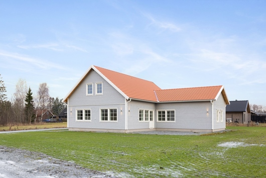 Villa i Bredsdal, Breds-Backa, Enköping, Kärsta och Bredsdal, Uppsala, Breds-Backa 4