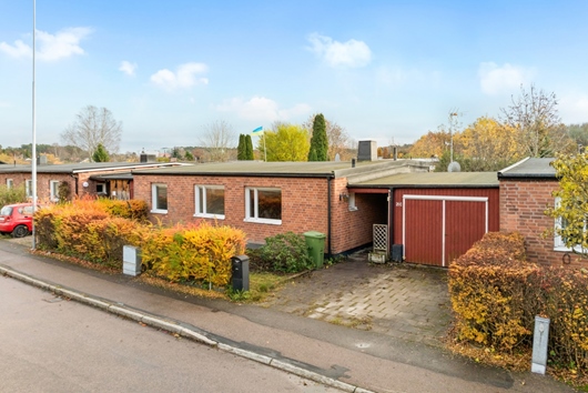 Villa i Korsängen, Enköping, Uppsala, Korsängsgatan 21C