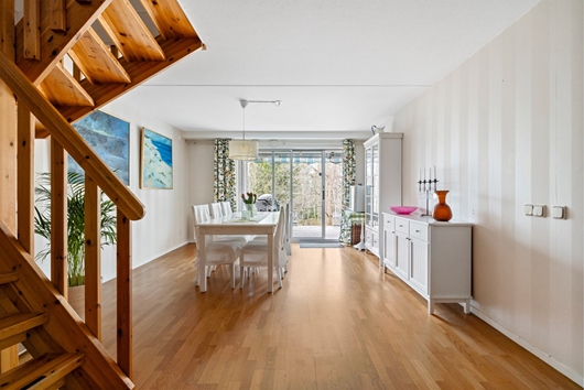 Bostadsrätt i Sjöberg, Sollentuna, Stockholm, Sidensvansvägen 83