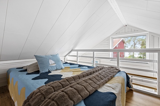 Villa i Bro/Saltvik, Stockholm, Upplandsbro, Trädgårdsodlarvägen 18