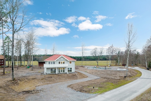 Villa i Bro/Lindormsnäs, Stockholm, Upplandsbro, Smidövägen 26