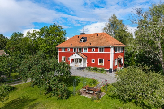 Bostadsrätt i Bro/Säbyholm, Stockholm, Upplandsbro, Rösaringvägen 14