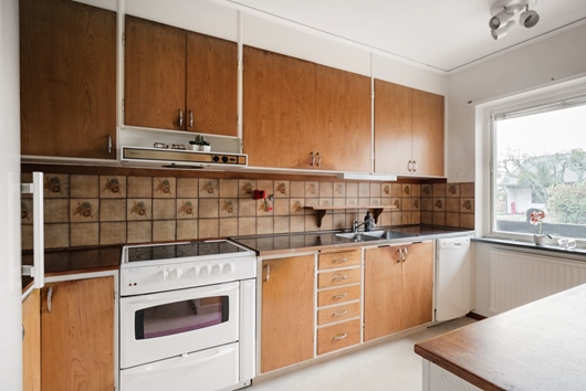 Villa i Bro/Gamla Bro, Stockholm, Upplandsbro, Snickarvägen 8