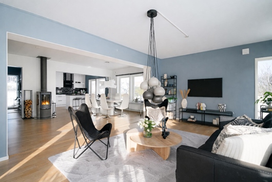 Villa i Bro/Sandhagen, Stockholm, Upplandsbro, Torparvägen 15