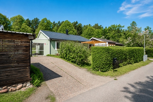 Villa i Kungsängen/Gröna Dalen, Stockholm, Upplandsbro, Vinbärsstigen 5