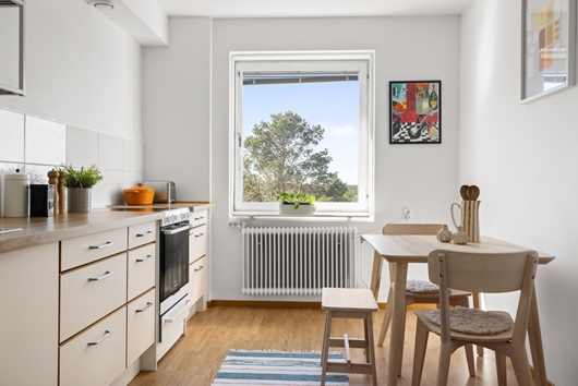 Bostadsrätt i Kungsängen/Centrum, Stockholm, Upplandsbro, Knektvägen 1