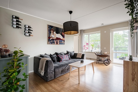 Bostadsrätt i Kungsängen/Norrboda, Stockholm, Upplandsbro, Hjärtstensvägen 11