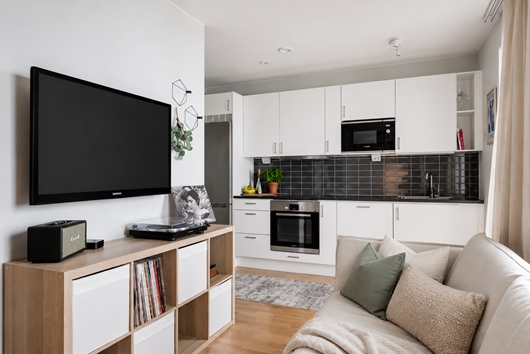 Bostadsrätt i Bro/Gamla Bro, Stockholm, Upplandsbro, Härnevi skolväg 9A
