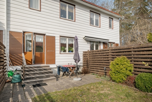 Bostadsrätt i Kallhäll, Järfälla, Stockholm, Bolindervägen 128